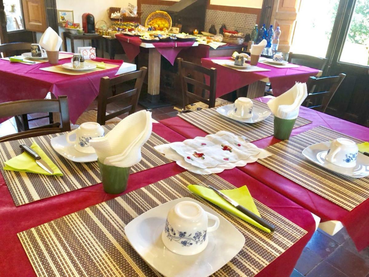 Agriturismo Sole Di Sicilia Randazzo Eksteriør billede